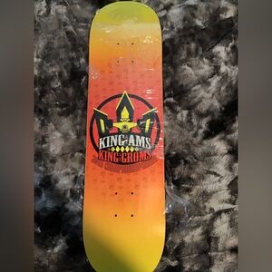 Skateboard deck